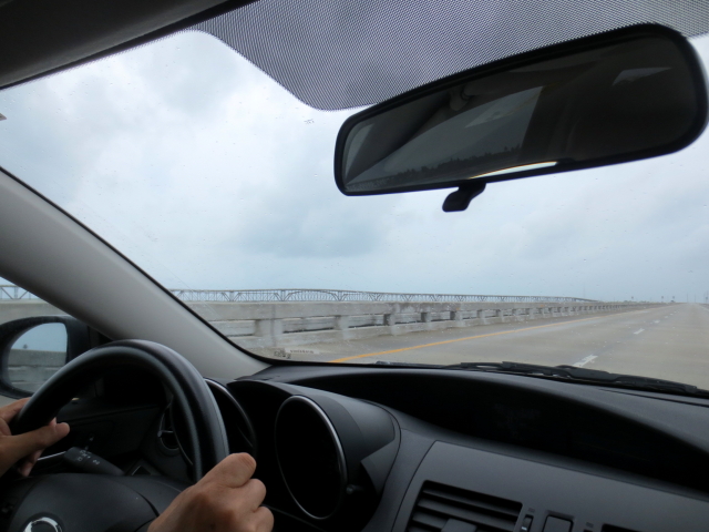 キーウェストに向かって　Seven-Mile Bridge （１６景-7）