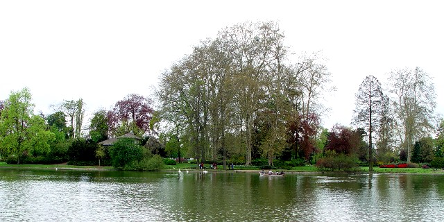 @Zk̐X Bois de Vincennes, Paris@2004/04/20 Photo by Kohyuh