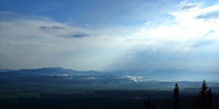 ̒Ɍ˂B\P[E^g@XoLA@Vysoke Tatry, Slovakia@2007/05/26@Photo by Kohyuh