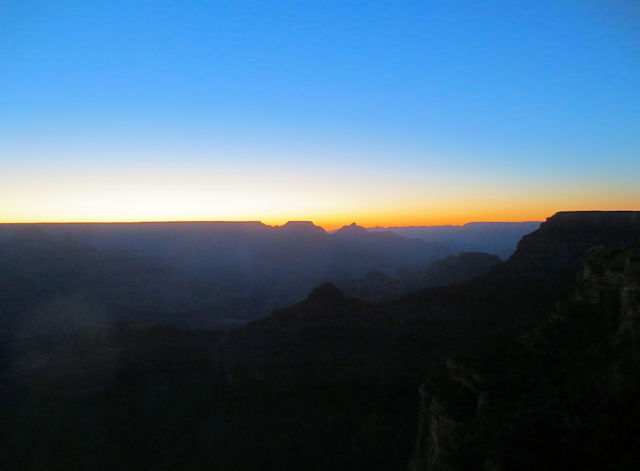 グランドキャニオンの日の出（９景-1）　Sunrise of Grand Canyon, Arizona. USA　2013/06/23