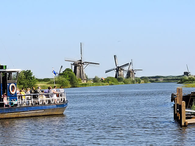 キンデルダイクの風車群 (2)　Windmills at Kinderdijk, Netherlands　2011/06/02　Photo by Kohyuh