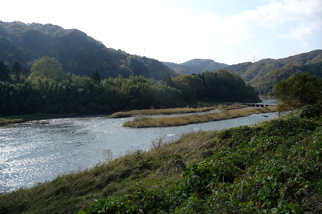 大河原から木津川下流を望む　2011/11/17 Photo by Hosoi