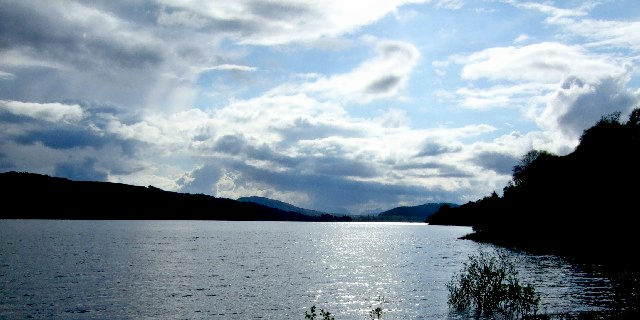 タンメル湖畔　Loch Tummel　　2009/05/19 Photo by Kohyuh