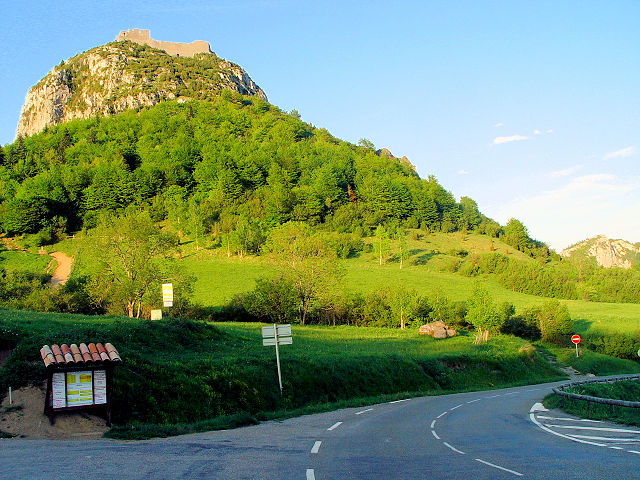 ZM[ The Fortress of Montsegur iPQi-1j@Montsegur, France@2005/05/20@Photo by Kohyuh