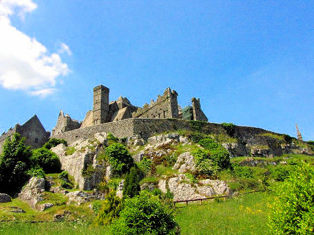 ロックオブキャッシェル　キャッシェル　アイルランド　The Rock of Cashel, Cashel, Ireland　2009/06/0 Photo by Kohyuh