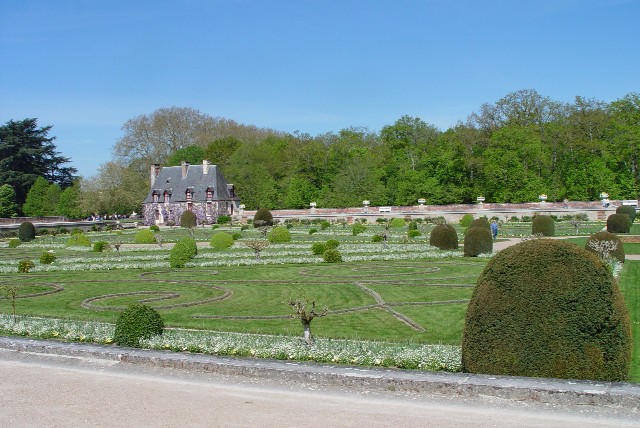 ディアンヌ・ド・ポワティエの庭園 Chenonceaux, France 2004/04/26 Photo by Kohyuh chenonceaux_gerden