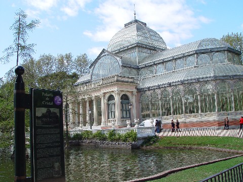 ガラスの宮殿 レティーロ公園 Palacio de Cristal, Spain 2005/04/19 Photo by Kohyuh palacio_de_cristal2