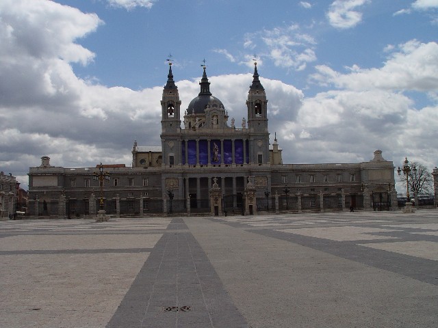 Palacio_real_front