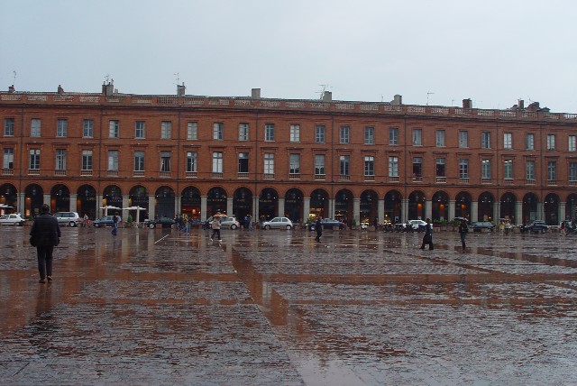 キャピトル広場2 Toulouse, France 2004/04/27 Photo by Kohyuh toulouse_capitole4