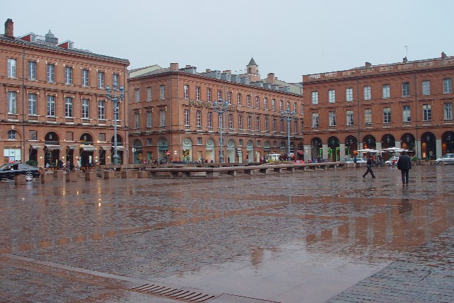 キャピトル広場3 Toulouse, France 2004/04/27 Photo by Kohyuh toulouse_capitole5
