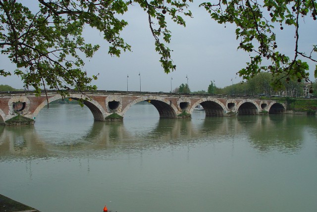 ガロンヌ川の風景2 Toulouse, France 2004/04/27 Photo by Kohyuh toulouse_garonne2