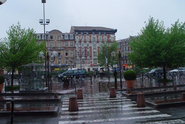 トゥルーズのイビスホテル Toulouse, France 2004/04/27 Photo by Kohyuh toulouse_ibis