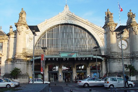 トゥール駅