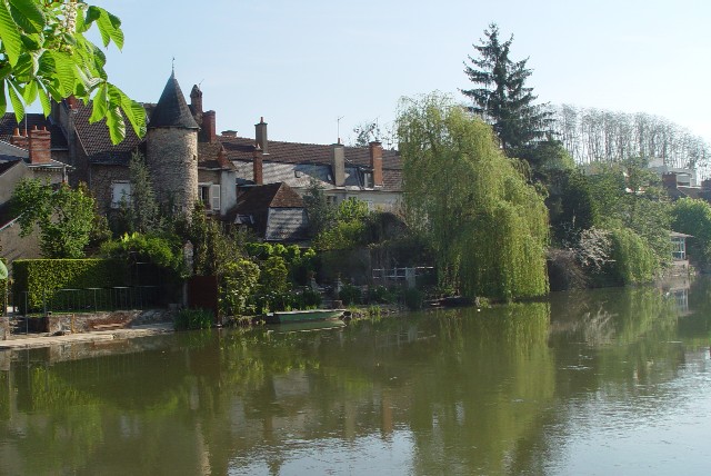 ヴィエルゾンの川の風景4 Vierzon, France 2004/04/26 Photo by Kohyuh vierzon_river4